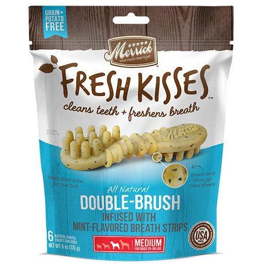 Merrick Fresh Kisses Mint Brush - Bag Medium Dog Treats Medium | PetMax Canada