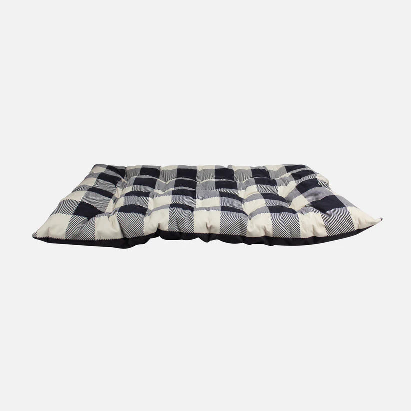 Be One Breed Black Plaid Dog Bed  Dog Beds  | PetMax Canada