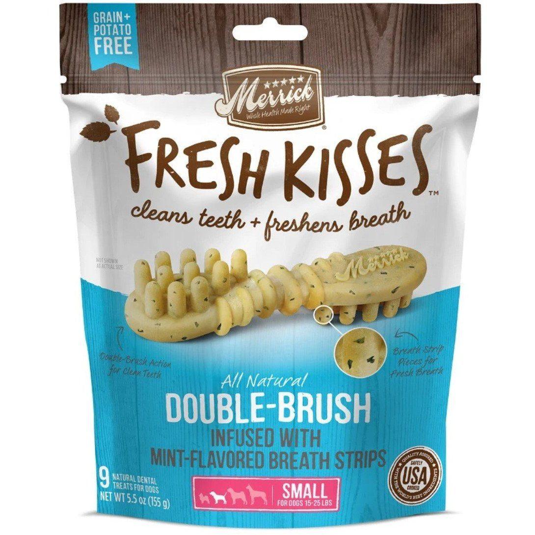 Merrick Fresh Kisses Mint Brush - Bag Small Dog Treats Small | PetMax Canada