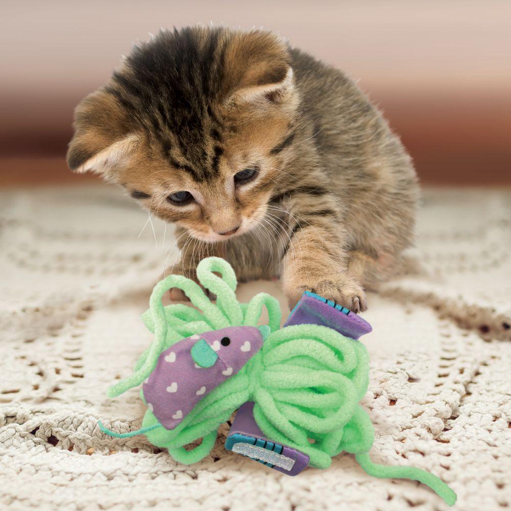 Kong Cat Toy Pull-A-Partz Yarnz Assorted Colours - Yarnz Assorted - Cat Toys - Kong - PetMax Canada